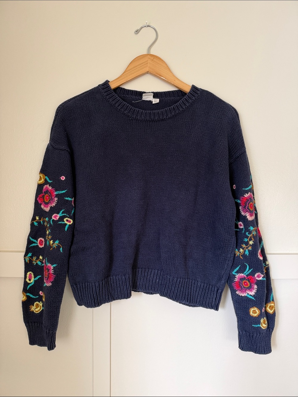 Navy Floral-Embroidered Crewneck Sweater